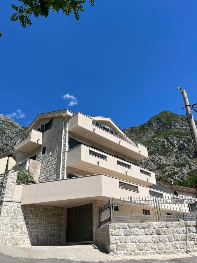 Villa Pul Risan Kültér fotó