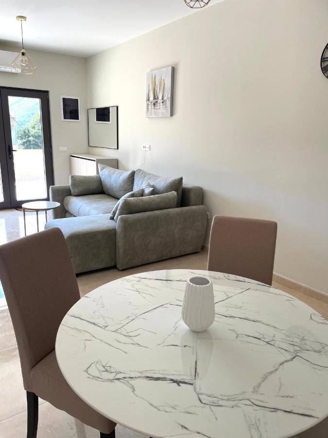 Villa Pul Risan Kültér fotó