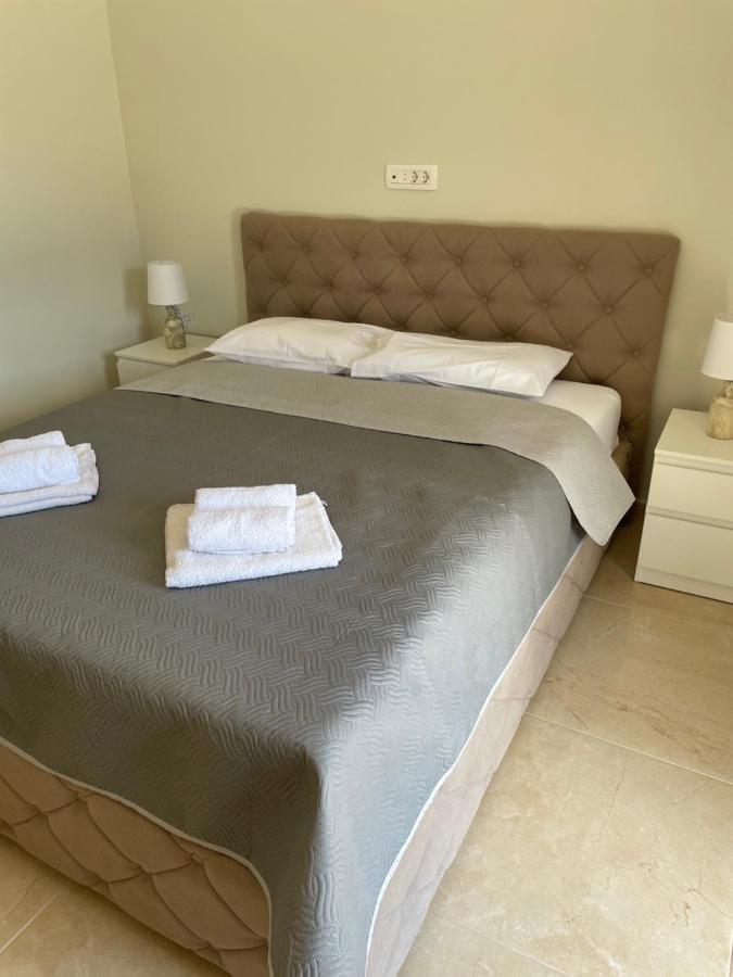 Villa Pul Risan Kültér fotó